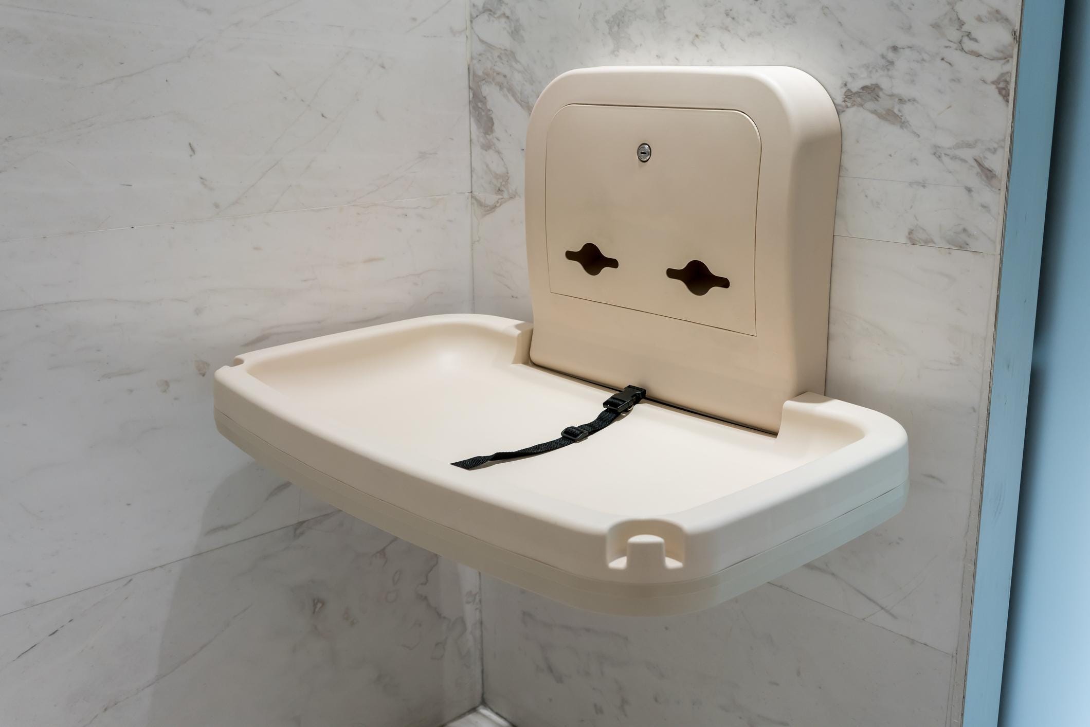 restaurants with changing tables